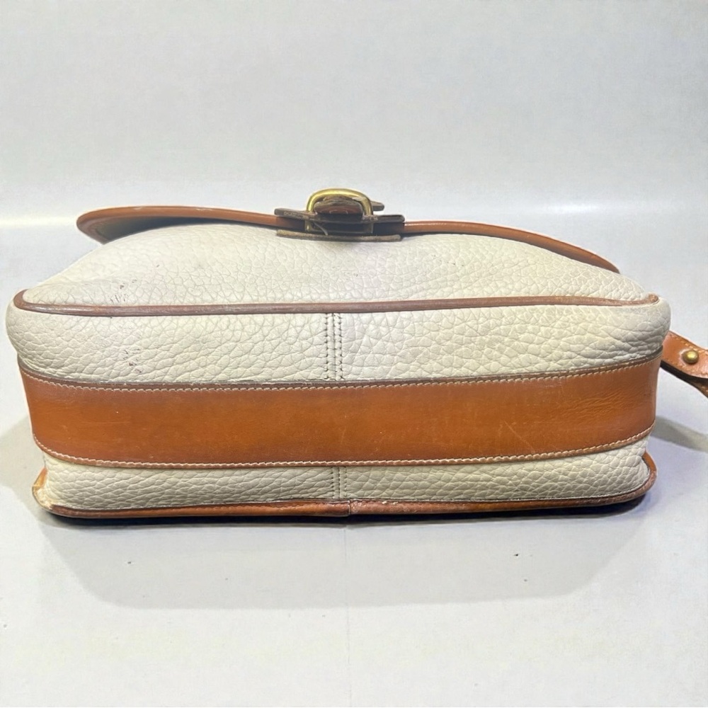 👜 Vintage Dooney & Bourke AWL Crossbody – Made in USA - Picture 5 of 8